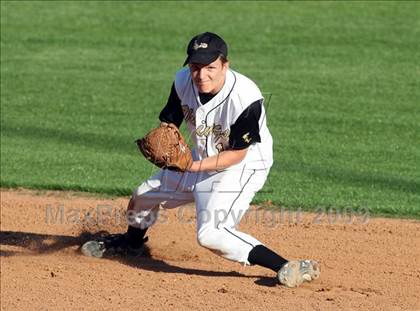 Thumbnail 1 in Lanier vs. McCallum photogallery.