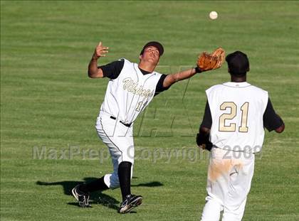 Thumbnail 3 in Lanier vs. McCallum photogallery.