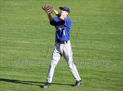 Thumbnail 3 in Lanier vs. McCallum photogallery.