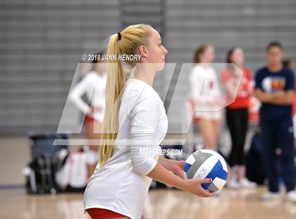 Thumbnail 3 in Redondo Union vs. Kamehameha Kapalama (Durango Fall Classic) photogallery.
