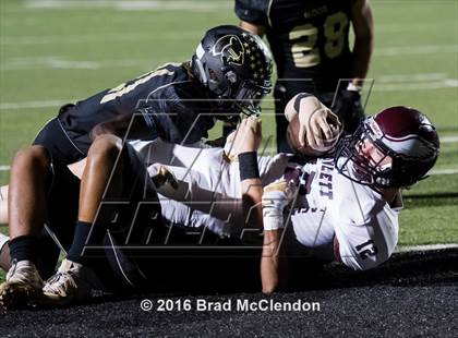 Thumbnail 2 in Rowlett vs Fossil Ridge photogallery.