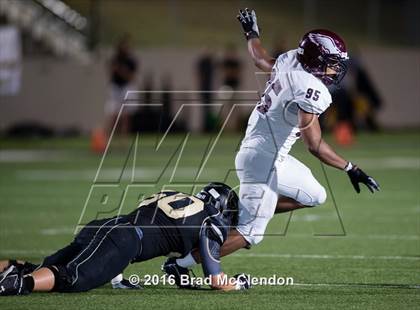 Thumbnail 3 in Rowlett vs Fossil Ridge photogallery.