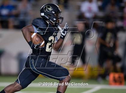 Thumbnail 3 in Rowlett vs Fossil Ridge photogallery.