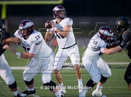 Thumbnail 2 in Rowlett vs Fossil Ridge photogallery.