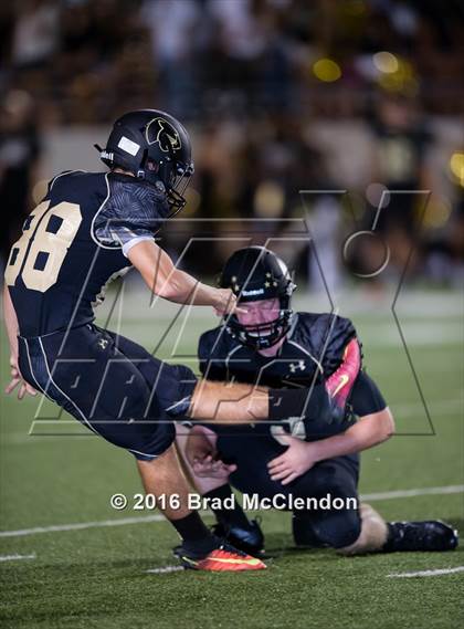 Thumbnail 3 in Rowlett vs Fossil Ridge photogallery.