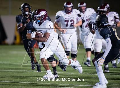 Thumbnail 2 in Rowlett vs Fossil Ridge photogallery.