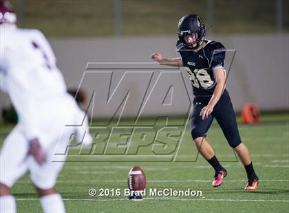 Thumbnail 3 in Rowlett vs Fossil Ridge photogallery.
