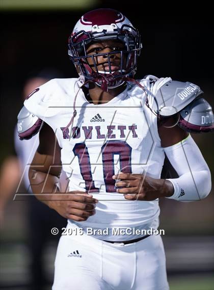 Thumbnail 2 in Rowlett vs Fossil Ridge photogallery.