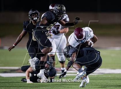 Thumbnail 2 in Rowlett vs Fossil Ridge photogallery.