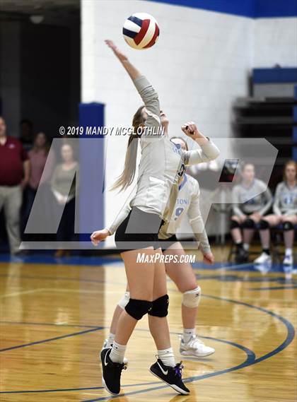 Thumbnail 3 in Morton @ Limestone photogallery.