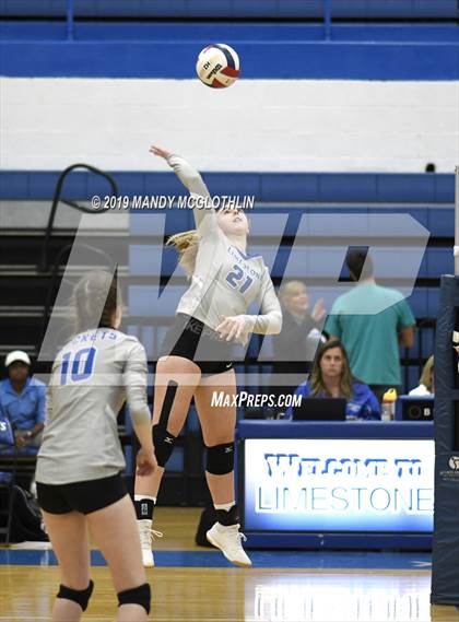 Thumbnail 2 in Morton @ Limestone photogallery.