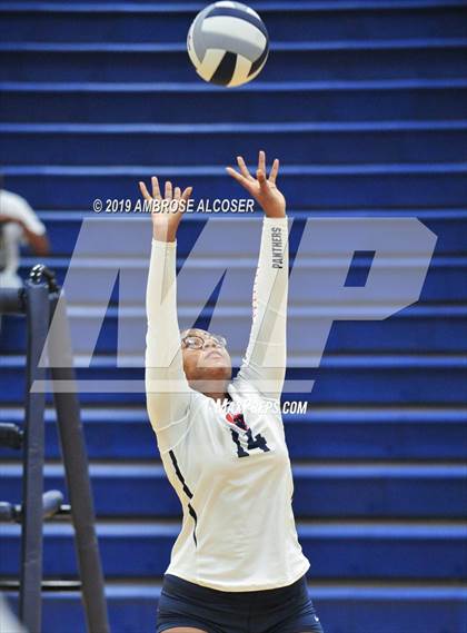 Thumbnail 3 in Cypress Springs vs. Cypress Falls (KISD/CFISD Junior Varsity Tournament) photogallery.