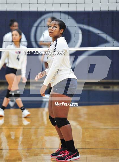 Thumbnail 2 in Cypress Springs vs. Cypress Falls (KISD/CFISD Junior Varsity Tournament) photogallery.