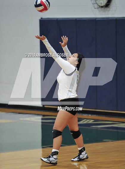 Thumbnail 2 in Cypress Springs vs. Cypress Falls (KISD/CFISD Junior Varsity Tournament) photogallery.