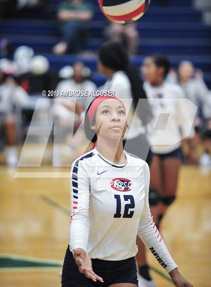 Thumbnail 2 in Cypress Springs vs. Cypress Falls (KISD/CFISD Junior Varsity Tournament) photogallery.