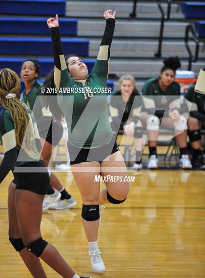 Thumbnail 3 in Cypress Springs vs. Cypress Falls (KISD/CFISD Junior Varsity Tournament) photogallery.