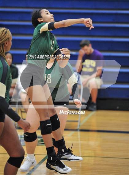 Thumbnail 2 in Cypress Springs vs. Cypress Falls (KISD/CFISD Junior Varsity Tournament) photogallery.