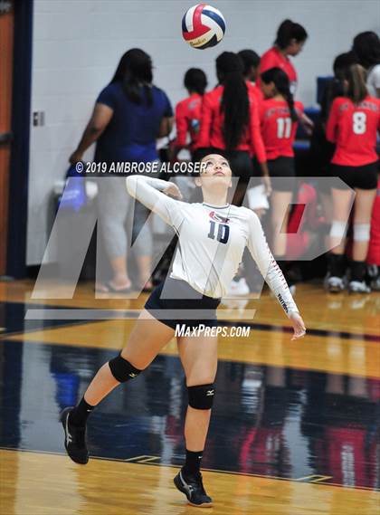 Thumbnail 2 in Cypress Springs vs. Cypress Falls (KISD/CFISD Junior Varsity Tournament) photogallery.