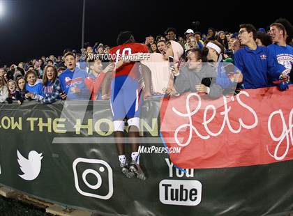 Thumbnail 2 in Helix vs. Folsom (CIF State D1-AA Final) photogallery.