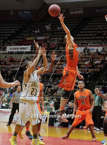 Thumbnail 3 in West vs. Porterville (CIF CS D3 Final) photogallery.