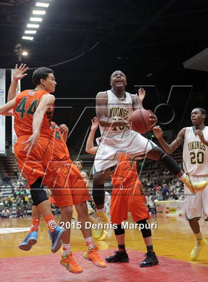 Thumbnail 1 in West vs. Porterville (CIF CS D3 Final) photogallery.
