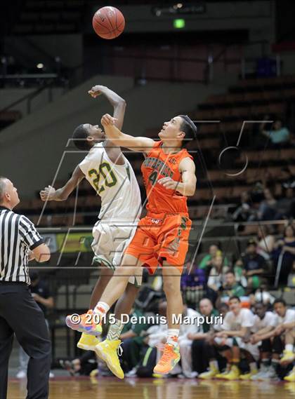 Thumbnail 2 in West vs. Porterville (CIF CS D3 Final) photogallery.