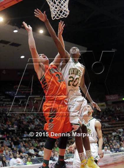 Thumbnail 3 in West vs. Porterville (CIF CS D3 Final) photogallery.