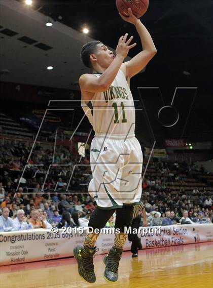 Thumbnail 1 in West vs. Porterville (CIF CS D3 Final) photogallery.