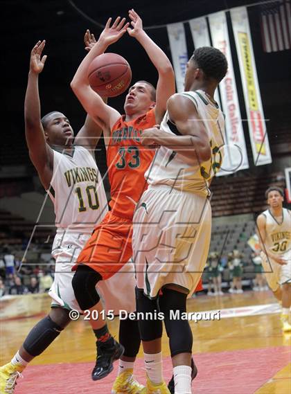 Thumbnail 1 in West vs. Porterville (CIF CS D3 Final) photogallery.