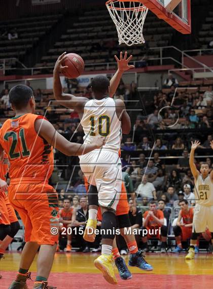 Thumbnail 1 in West vs. Porterville (CIF CS D3 Final) photogallery.