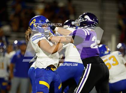 Thumbnail 3 in Bishop Amat @ Valencia photogallery.