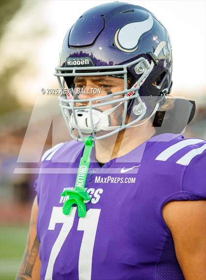 Thumbnail 1 in Bishop Amat @ Valencia photogallery.