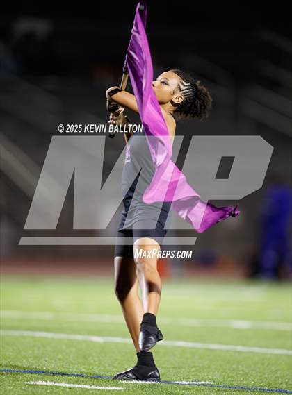 Thumbnail 2 in Bishop Amat @ Valencia photogallery.