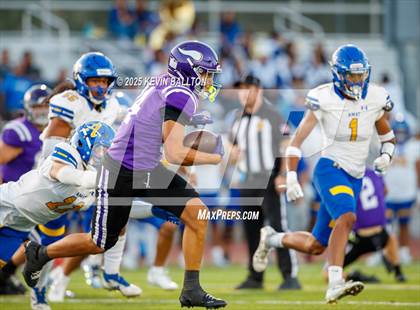 Thumbnail 3 in Bishop Amat @ Valencia photogallery.