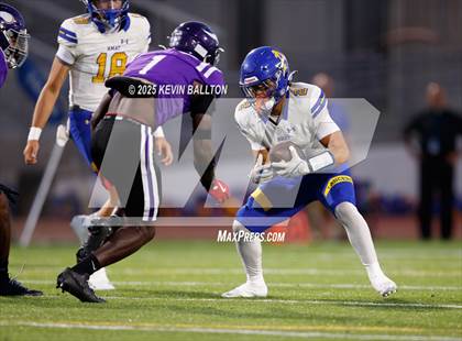 Thumbnail 1 in Bishop Amat @ Valencia photogallery.