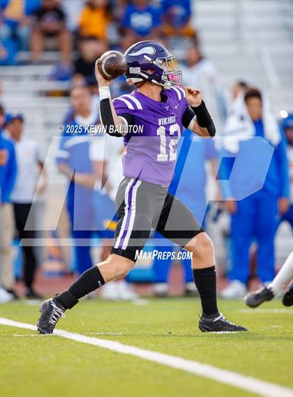 Thumbnail 3 in Bishop Amat @ Valencia photogallery.