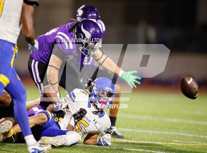 Thumbnail 2 in Bishop Amat @ Valencia photogallery.