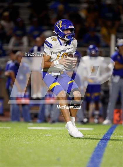 Thumbnail 3 in Bishop Amat @ Valencia photogallery.