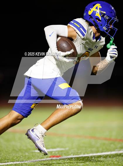 Thumbnail 1 in Bishop Amat @ Valencia photogallery.