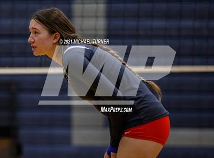Thumbnail 1 in Weiser vs Kimberly (3A State Tournament) photogallery.
