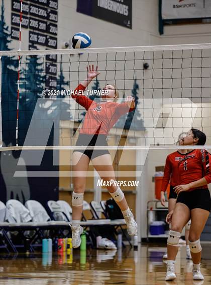 Thumbnail 3 in Weiser vs Kimberly (3A State Tournament) photogallery.