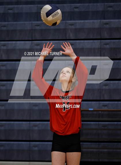Thumbnail 2 in Weiser vs Kimberly (3A State Tournament) photogallery.