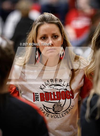 Thumbnail 3 in Weiser vs Kimberly (3A State Tournament) photogallery.