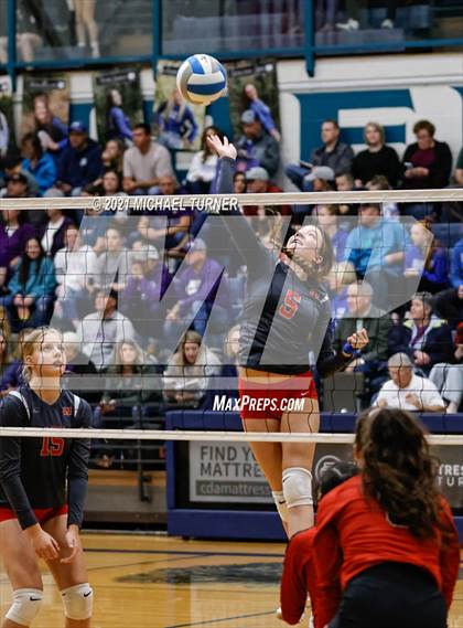 Thumbnail 1 in Weiser vs Kimberly (3A State Tournament) photogallery.