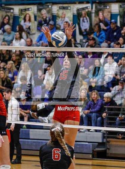 Thumbnail 3 in Weiser vs Kimberly (3A State Tournament) photogallery.