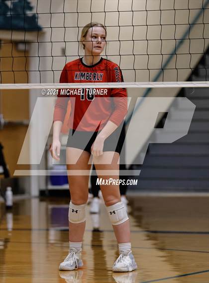 Thumbnail 3 in Weiser vs Kimberly (3A State Tournament) photogallery.