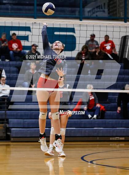 Thumbnail 1 in Weiser vs Kimberly (3A State Tournament) photogallery.