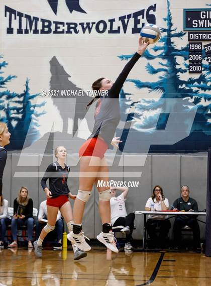 Thumbnail 1 in Weiser vs Kimberly (3A State Tournament) photogallery.