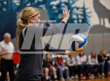 Thumbnail 3 in Weiser vs Kimberly (3A State Tournament) photogallery.