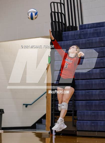Thumbnail 1 in Weiser vs Kimberly (3A State Tournament) photogallery.